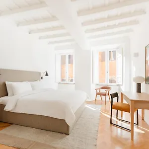 Sonder Palazzo Taverna *** Rzym