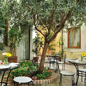 Le Clarisse Trastevere בית הארחה